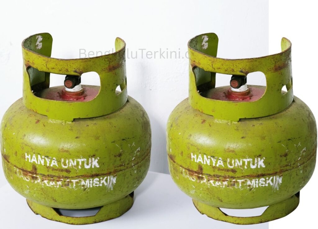 DEN Klaim APBN Aman, Meski Harga BBM dan LPG 3 Kg Tak Naik - BengkuluTerkini.com