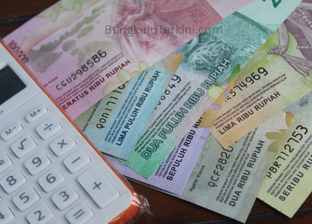 Purbaya Ungkap Dampak Rupiah Tembus Rp17.500 pada APBN - BengkuluTerkini.com