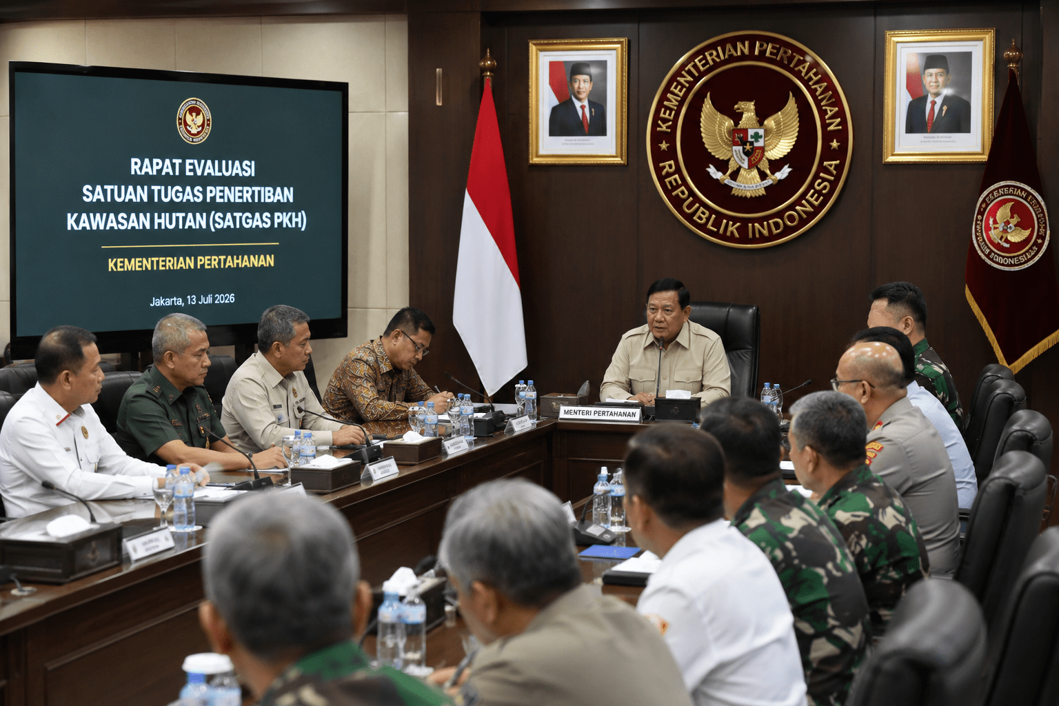 Sjafrie Kumpulkan Satgas PKH di Kemhan, Evaluasi Penertiban Kawasan Hutan