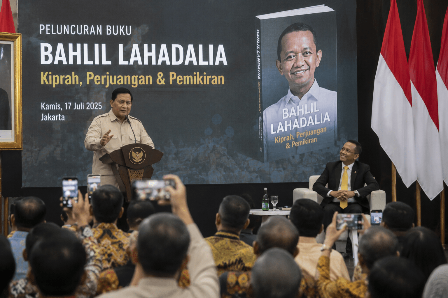 Prabowo Hadiri Peluncuran Buku Bahlil, Beri "Rapor Memuaskan"